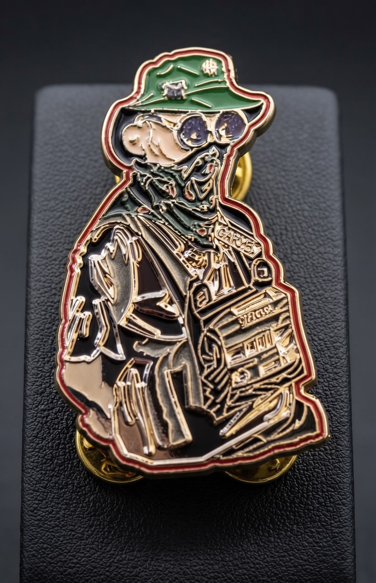 GARY THE GLITCH,  METAL PIN